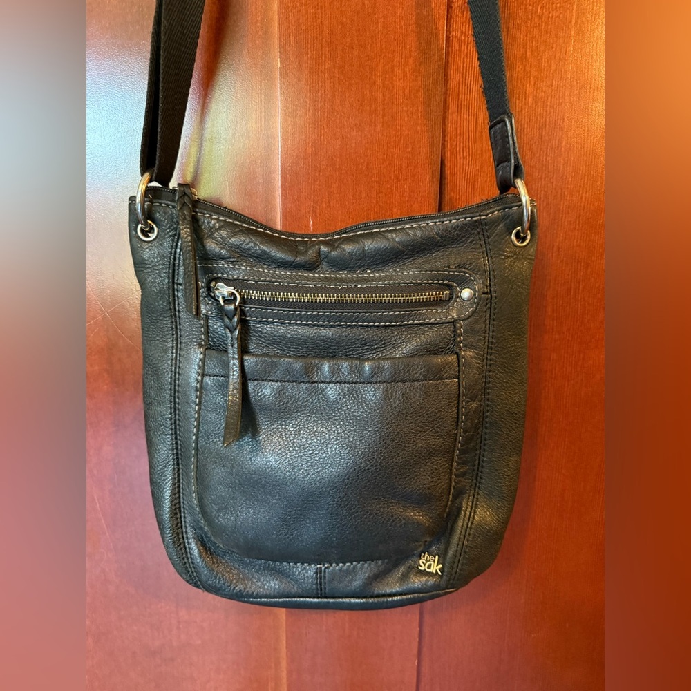 The Sak Black Leather Crossbody Bag With Stitching Details